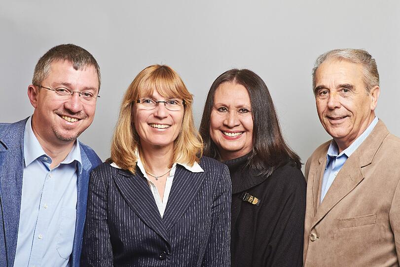 V.l.: Christian Müller, Constanze Söllner-Schaar, Graciela Cammerer, Willy Schneider führen die Kandidatenliste für den Bezirksausschuss 2014 an.