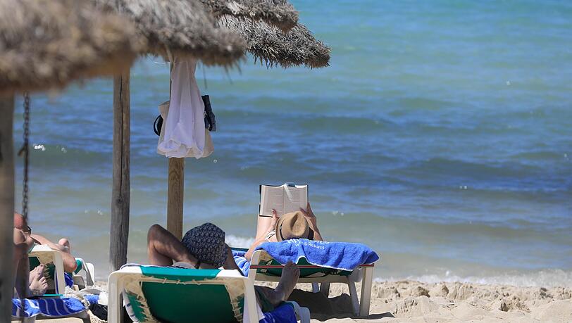 In den Osterferien zieht es viele auf die "Lieblingsinsel der Deutschen": Mallorca. (Archivbild)
