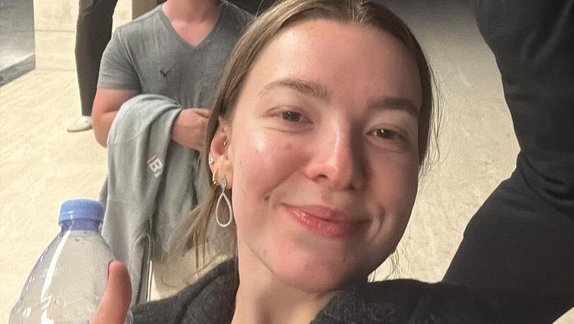 Paula Seemüller in ihrem Hotel in Dubai. Sie weiß noch nicht, wann sie nach München zurückfliegen kann. Paula Seemüller in ihrem Hotel in Dubai. Sie weiß noch nicht, wann sie nach München zurückfliegen kann.