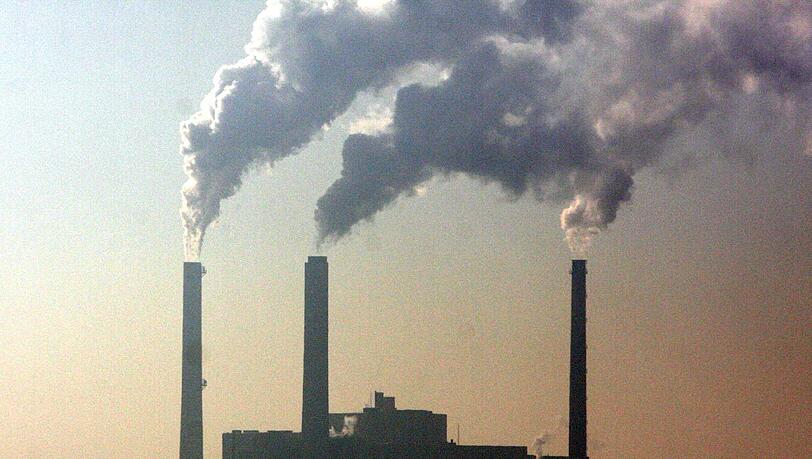 Das Heizkraftwerk Nord in Unterföhring: In Block 2 werden jährlich 800 000 Tonnen Kohle verfeuert. Das Heizkraftwerk Nord in Unterföhring: In Block 2 werden jährlich 800 000 Tonnen Kohle verfeuert.