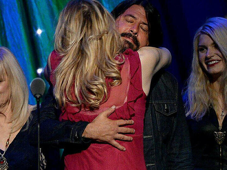 Wie lange der Frieden zwischen Courntey Love und Dave Grohl wohl hält?