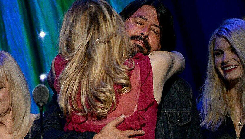 Wie lange der Frieden zwischen Courntey Love und Dave Grohl wohl hält? Wie lange der Frieden zwischen Courntey Love und Dave Grohl wohl hält?