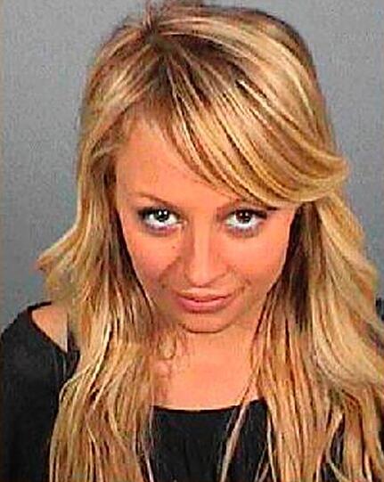 Trotz Hundeblick: Nicole Richie wurde 2007 wegen Trunkenheit am Steuer festgenommen.