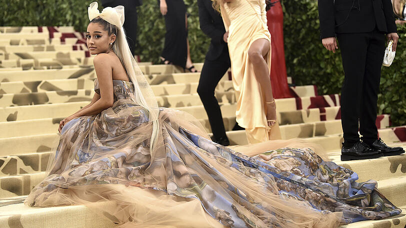 Ariana Grande.