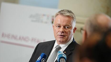Der rheinland-pf&auml;lzische Ministerpr&auml;sident Gordon Schnieder bleibt l&auml;nger Vorsitzender der Ministerpr&auml;sidentenkonferenz. (Archivbild)