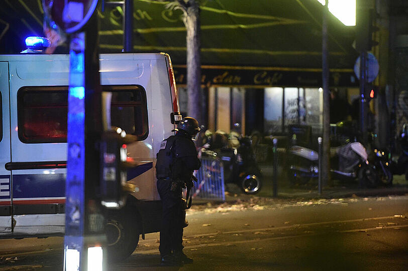 Schüsse, Explosionen, Tote und Verletzte: die Bilder von der verheerenden Anschlagsserie in Paris.