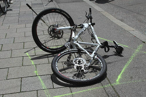Gaucks Horror-Unfall in Lehel: Diese Bilder hatte die AZ im Juni 2010 gezeigt.