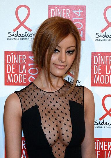 Model und Designerin: Die Französin Zahia Dehar auf der Fashion Week in Paris