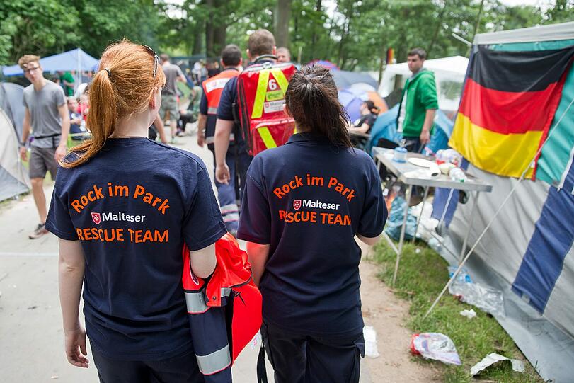 Die Sanitäter hatten bis jetzt glücklicherweise noch nicht allzu viel zu tun.