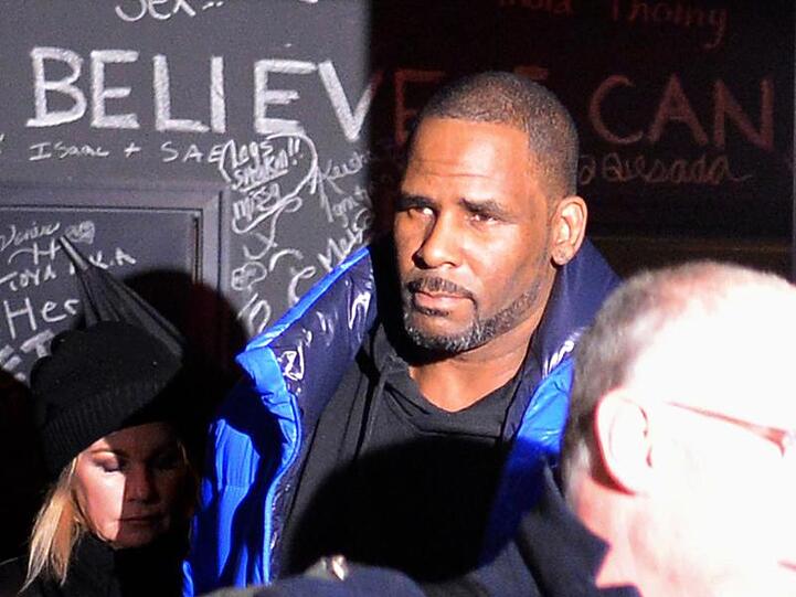 R&B-Sänger R. Kelly verteidigt sich.