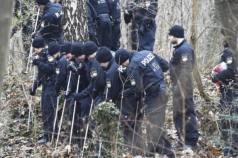 Die Polizei sucht fieberhaft nach dem Täter.