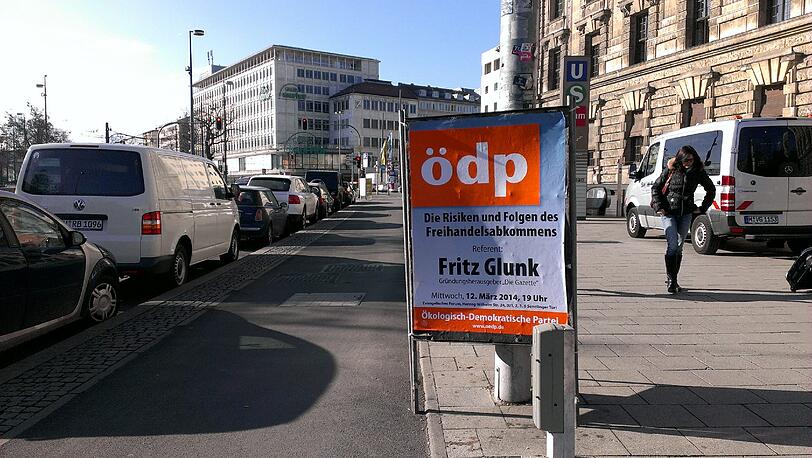 Selbst die radlerfreundliche ÖDP fällt am Stachus unangenehm auf.