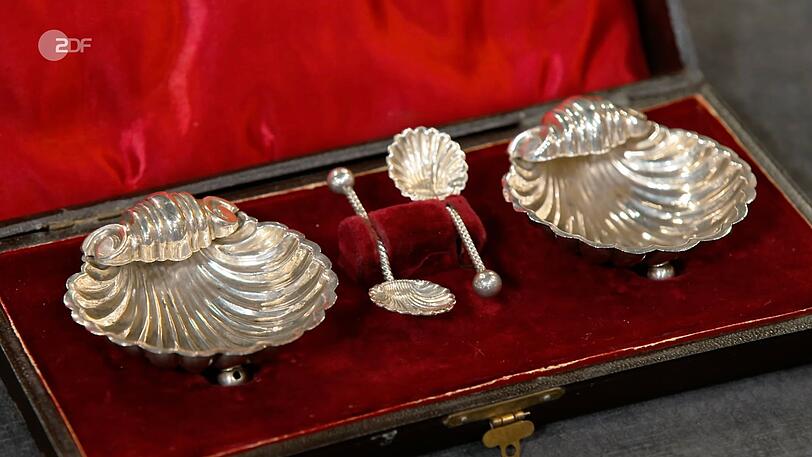 Die auffällige Muschelform der Schalen hatte einen kunsthistorischen Hintergrund. Die auffällige Muschelform der Schalen hatte einen kunsthistorischen Hintergrund.