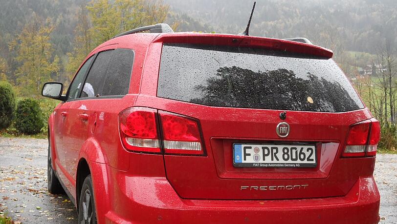 Der Fiat Freemont in der neuen Cross-Version. Der Fiat Freemont in der neuen Cross-Version.