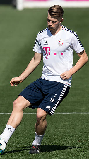 Schwitzen für den großen Triple-Traum: Klicken Sie sich durch die Trainings-Bilder vom Mittwoch.