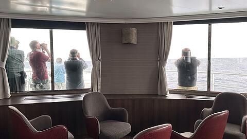 Im Hafen von Granadilla sollen Passagiere und ein Teil der Besatzung das Schiff verlassen k&ouml;nnen.