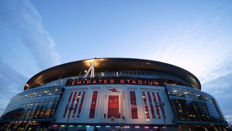 Das Emirates Stadium in London. Das Emirates Stadium in London.