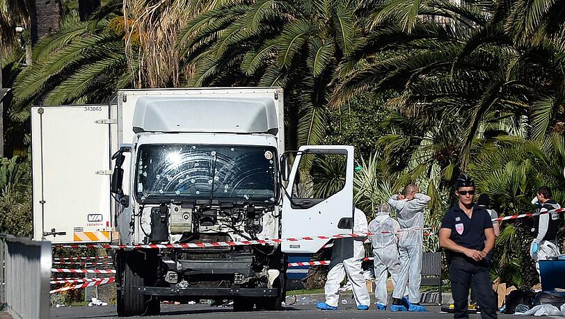 Der Tunesier Mohamed Lahouaiej Bouhlel raste in Nizza mit einem tonnenschweren Lastwagen in eine Menschenmenge.