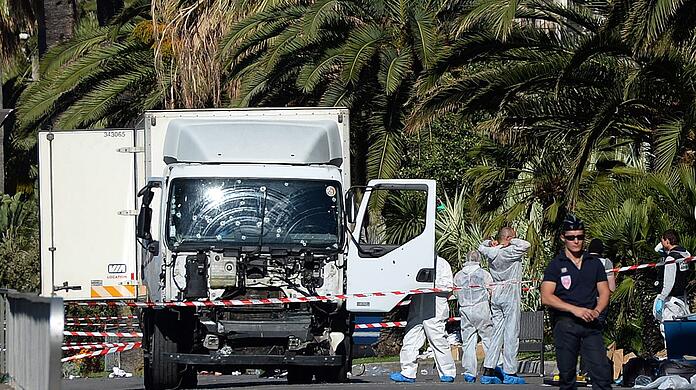 Der Tunesier Mohamed Lahouaiej Bouhlel raste in Nizza mit einem tonnenschweren Lastwagen in eine Menschenmenge.