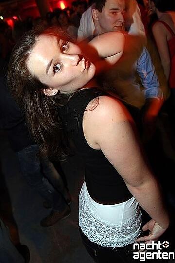 Wie jeden Freitag feierte das Münchner Partyvolk beim IsarCosmos im Neuraun. Mehr Bilder unter: www.nachtagenten.de