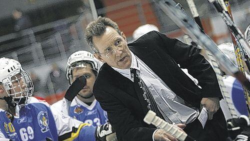 Doug Bradley muss den EHC verlassen Doug Bradley muss den EHC verlassen