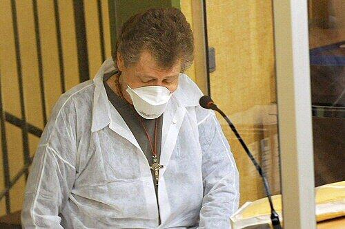 Oliver Shanti: Mit Mundschutz vor Gericht