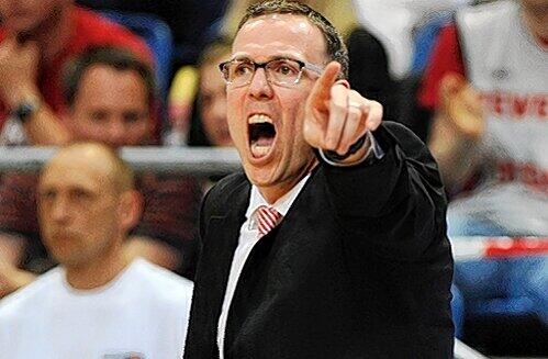 Hat die Faxen seiner Profis langsam dicke: Bambergs Coach Chris Fleming