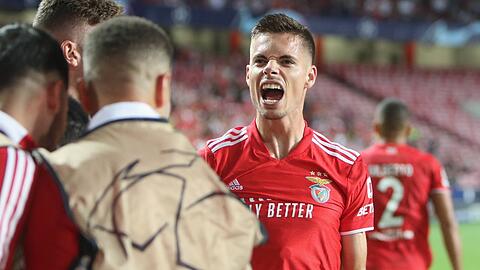 Starke Leistungen in Lissabon: Ex-Löwe Julian Weigl hofft demnächst auf einen Anruf von Bundestrainer Hansi Flick.