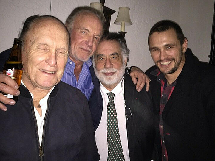 James Franco und die "Der Pate"-Mini-Reunion (v.li.: Robert Duvall, James Caan, Francis Ford Coppola und James Franco)