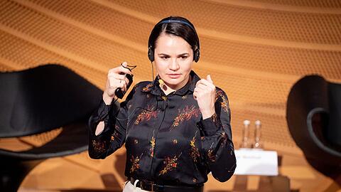 Die Oppositionsführerin Swetlana Tichanowskaja aus Belarus nahm 2020 an einer Panel-Diskussion der Deutschen Gesellschaft für Osteuropakunde in Berlin teil. (Archivfoto)