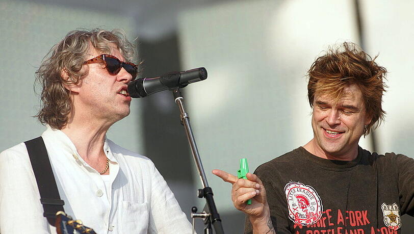 Bob Geldof (li.) und Campino beim G8-Protest-Konzert "Stimmen gegen Armut" im Jahr 2007 Bob Geldof (li.) und Campino beim G8-Protest-Konzert "Stimmen gegen Armut" im Jahr 2007