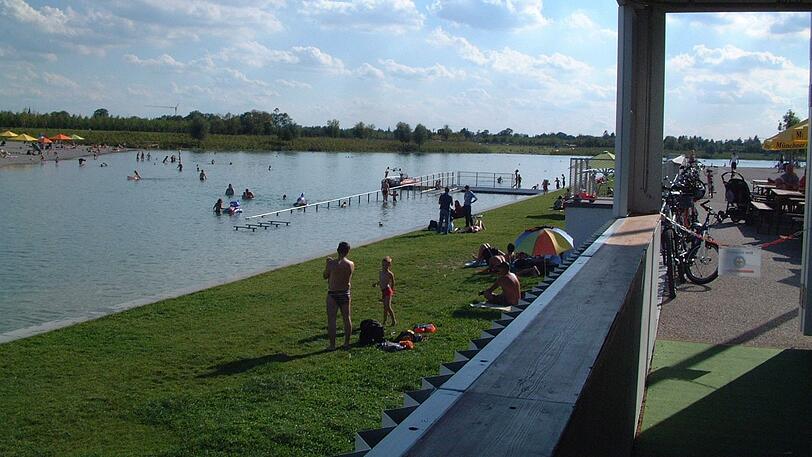 Bei gutem Wetter ist&rsquo;s voll am Riemer See.