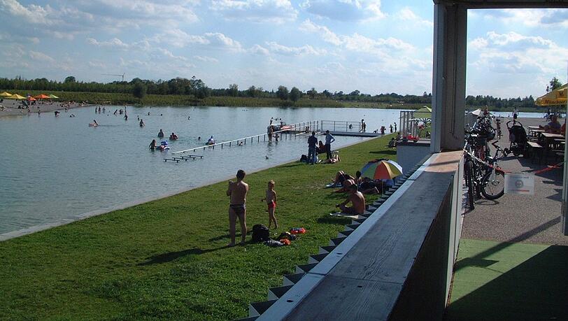 Bei gutem Wetter ist’s voll am Riemer See. Bei gutem Wetter ist’s voll am Riemer See.
