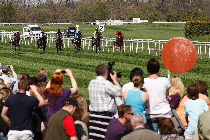 Aufgalopp in Riem - am Ostermontag.