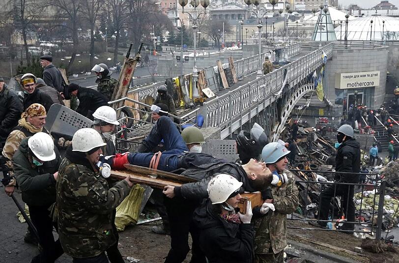 Die ukrainische Hauptstadt ist ein Schlachtfeld. Inzwischen ist von über 60 Toten die Rede.