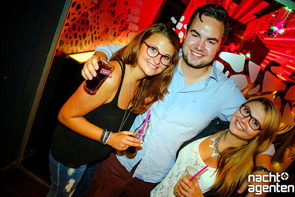 Klicken Sie sich durch die besten Partybilder des Wochenendes!