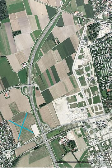Westlich der A 99. Hier könnte ein neuer Badesee entstehen.