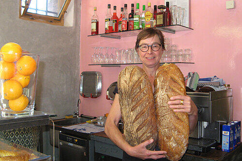Kulinarisches Highlight sind die kreativen Gerichte mit französchem Landbrot von Marie-Theres Kam.