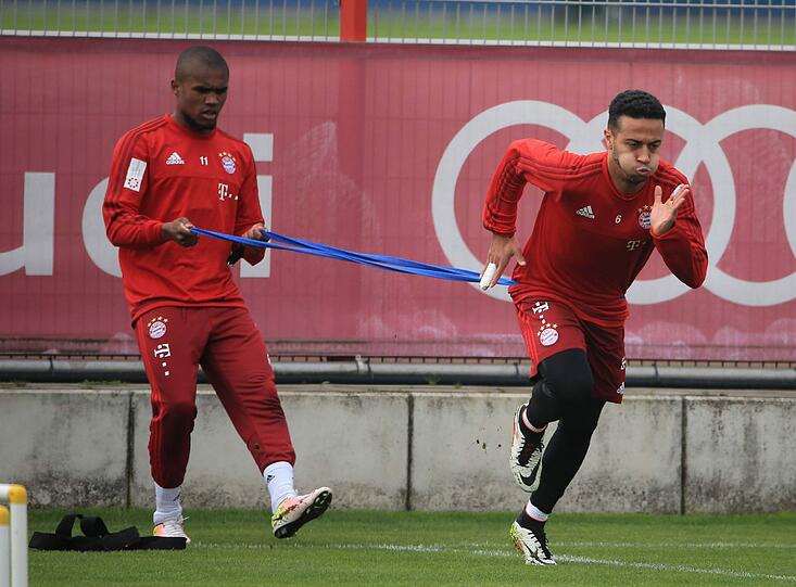 Thiago und Costa