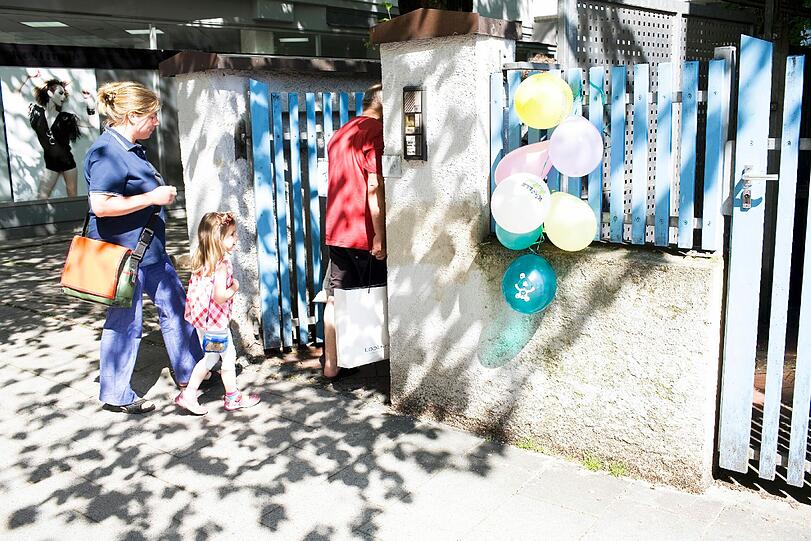 Second-Hand-Schnäppchen im Hof und vor der Haustür. Die schönsten Fotos.