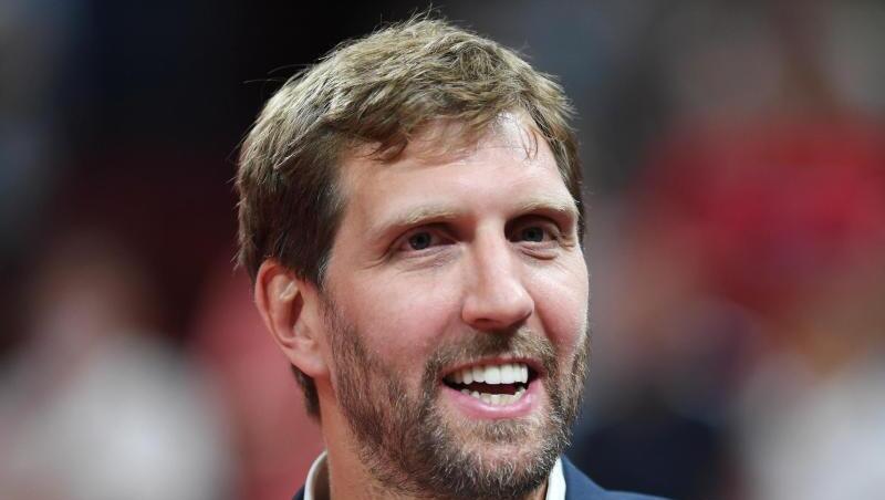 Hatte vor einem halben Jahr seine aktive Karriere beendet: Dirk Nowitzki. Hatte vor einem halben Jahr seine aktive Karriere beendet: Dirk Nowitzki.