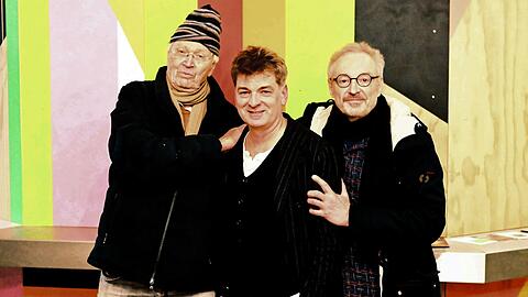 Gerhard Polt (links), Till Hofmann (Mitte) und Josef Hader posierten nach dem Auftritt der beiden Kabarettisten.