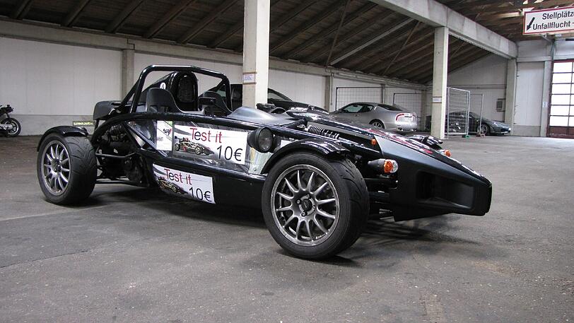Der Buggy nach der Verfolgungsjagd: Die Polizei hat das Fahrzeug beschlagnahmt.