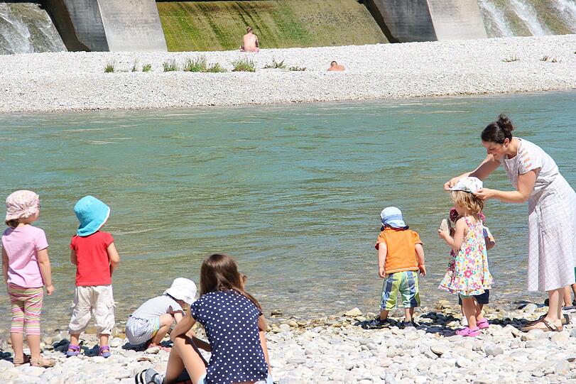 Mehr als 30 Grad in der Stadt: Die Münchner genießen den Sommer.
