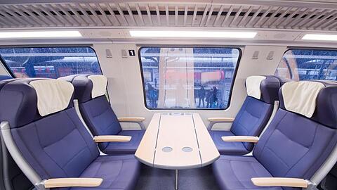 "Wir leisten es uns, in überfüllten Regionalexpressen fast leere Waggons mit Wagen der 1. Klasse mitzuschleppen."