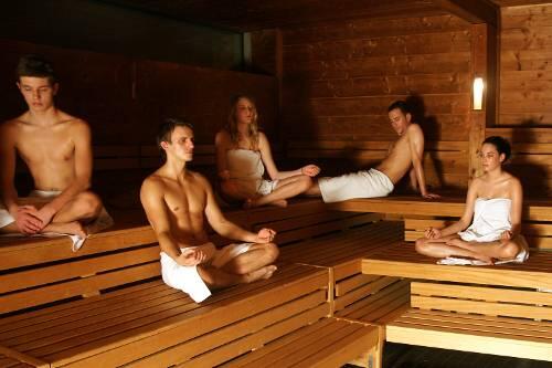 Indianische Rituale in der Sauna.