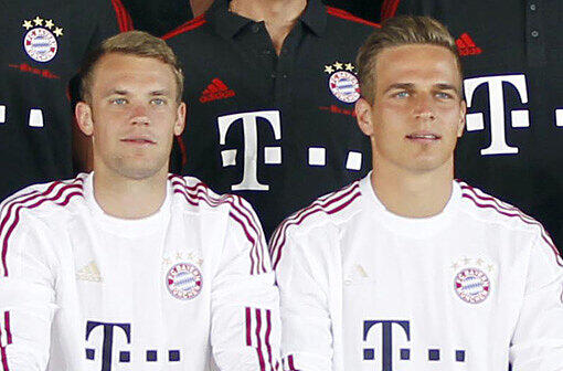 Das neue Team-Foto des FC Bayern: Wer lächelt am schönsten? Entscheiden Sie selbst - die Bilder