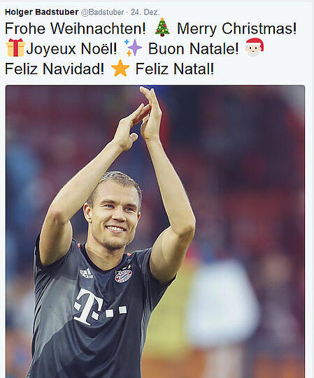 Gleich in mehreren Sprachen wünscht Holger Badstuber seinen Fans Frohe Weihhnachten.