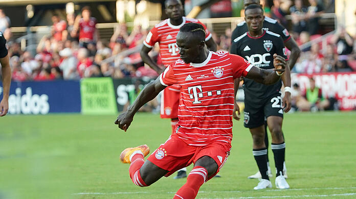 Sadio Mané trifft vom Punkt gegen D.C. United.