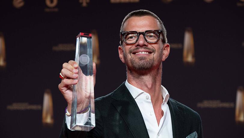 Preisträger: Joko Winterscheidt wurde beim Deutschen Fernsehpreis für die Amazon-Prime-Doku "Joko Winterscheidt Presents: The World's Most Dangerous Show" ausgezeichnet. Preisträger: Joko Winterscheidt wurde beim Deutschen Fernsehpreis für die Amazon-Prime-Doku "Joko Winterscheidt Presents: The World's Most Dangerous Show" ausgezeichnet.
